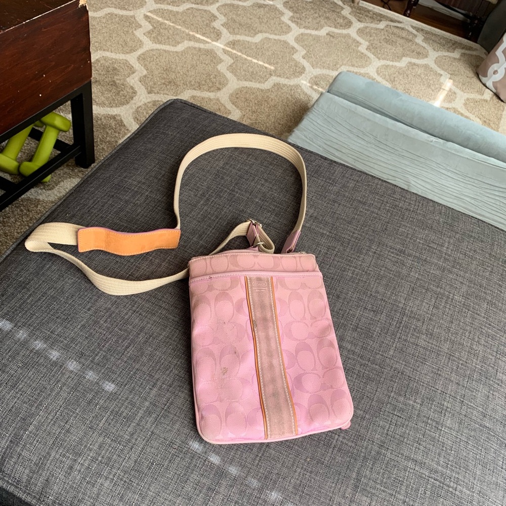 Vintage Coach cross bodybag w/detachable straps